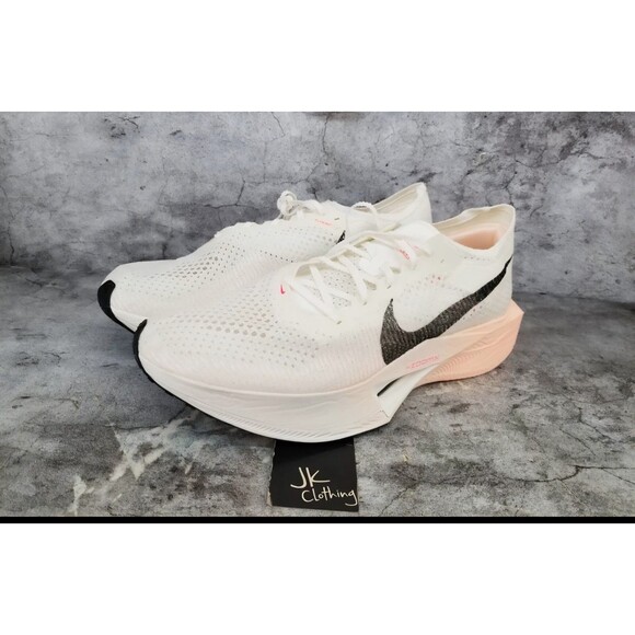 New Men\'s Size 11 Nike ZoomX VaporFly Next% 3 Sail/black Crimson Tint DV4129-103 main image 5